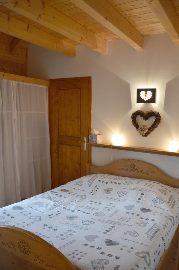 Chambre D'Hotes Les Pralets Saint-Eustache エクステリア 写真